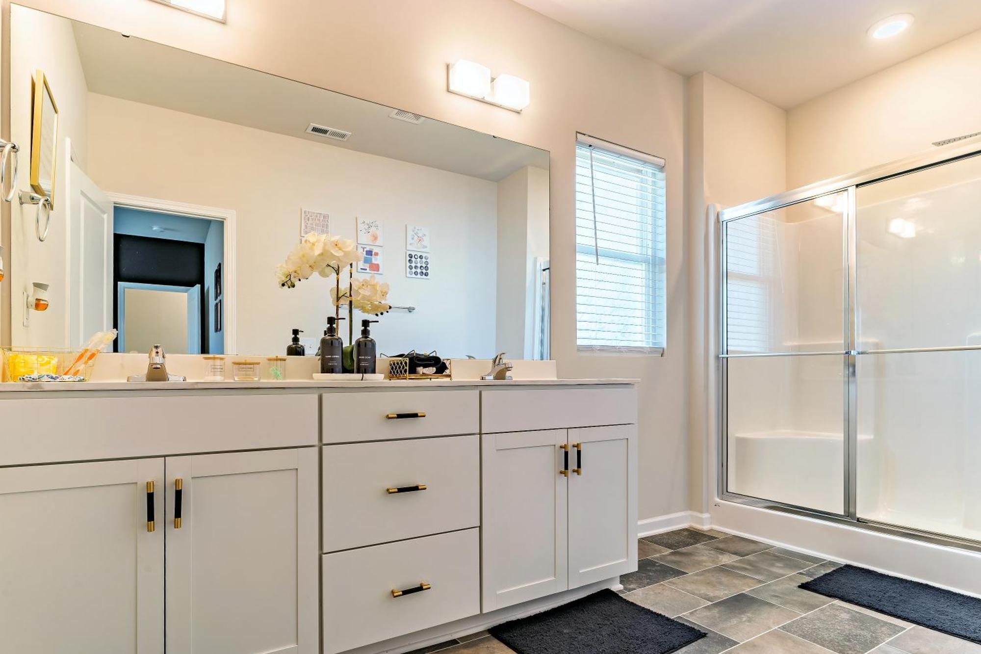 Raleigh Luxe Family Retreat- 15 Min To Downtown, Kids Gear, Fast Wifi For Wfh, Ev & Pet Friendly Villa Ngoại thất bức ảnh